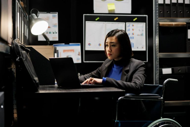 Adapting to Hybrid Work: Best Practices for a Seamless Transition