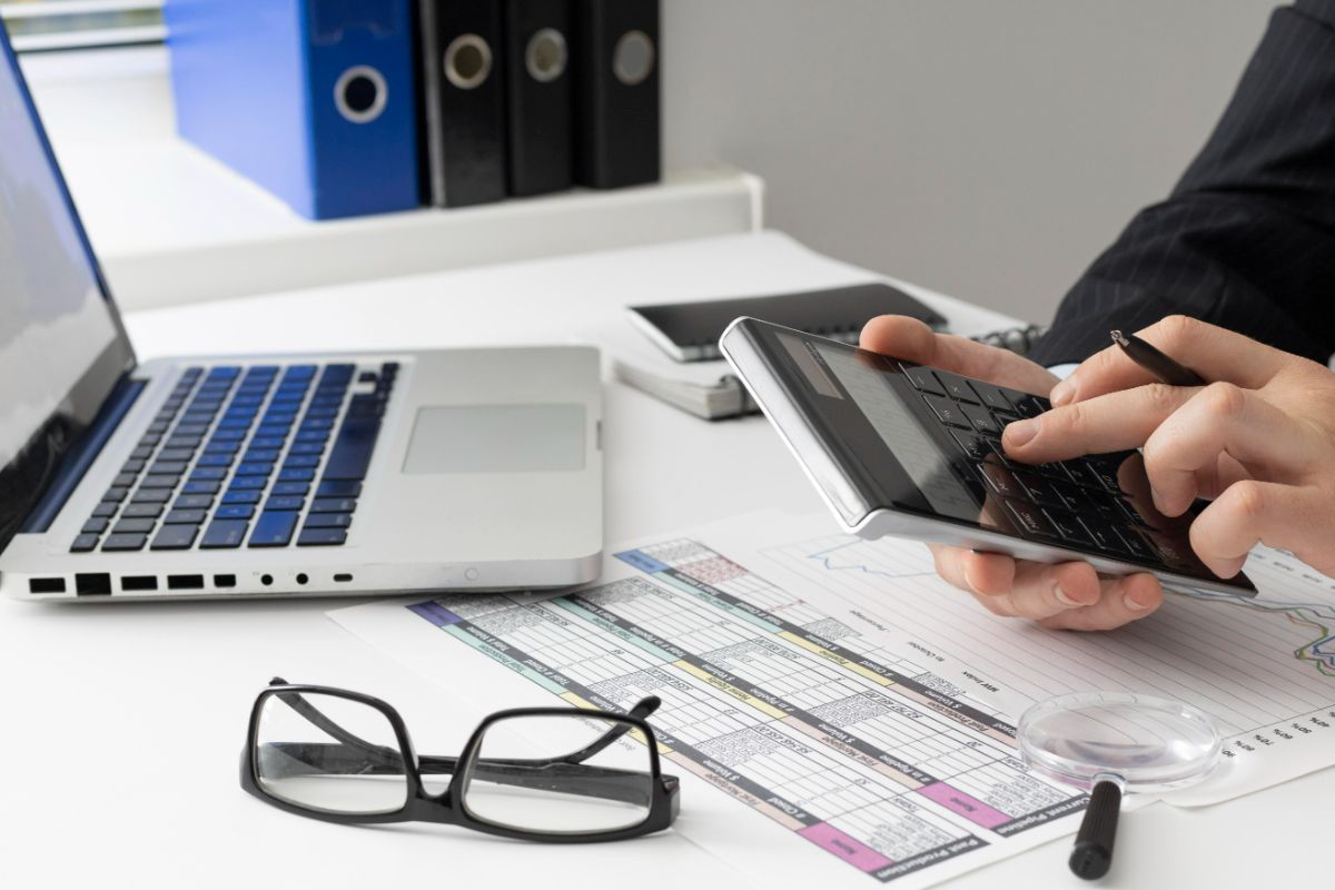 A Step-by-step Guide to Simplifying Payroll Management
