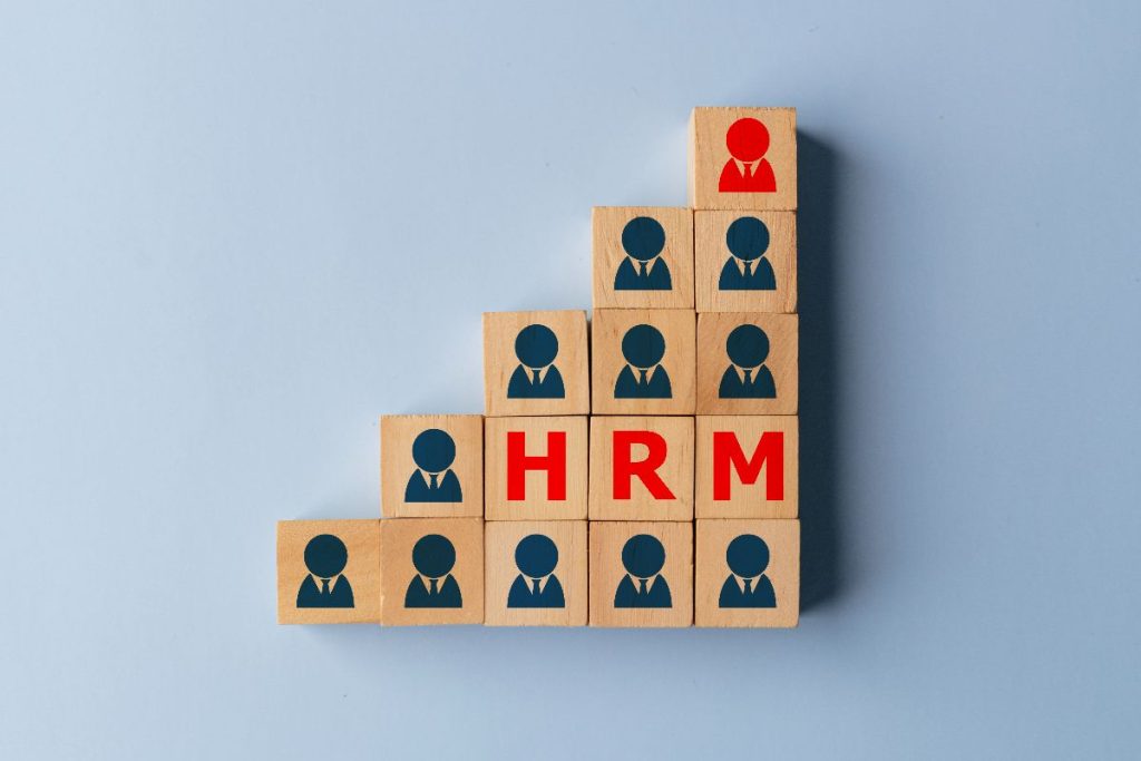 How to Track Employee Performance across Multiple Departments